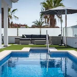  Villa Luxurious 5* - 300m2 - Private Heated Pool - Garage - Wifi
